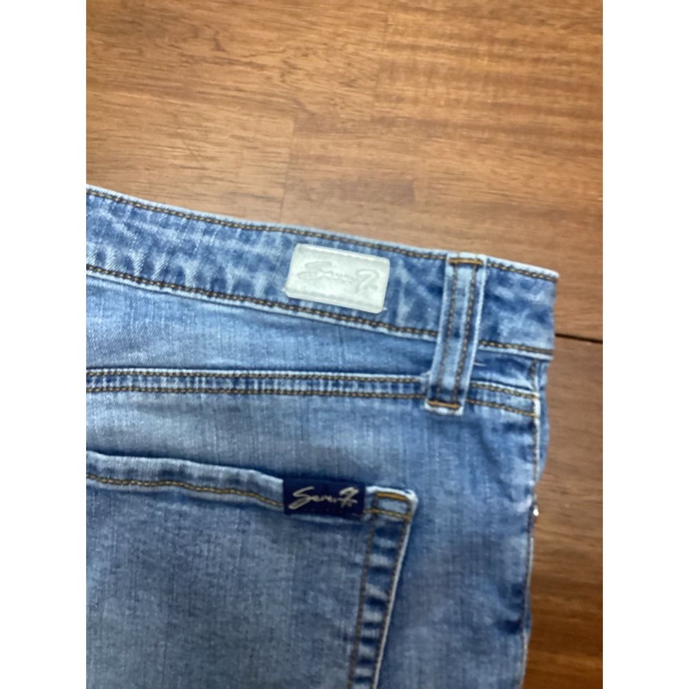 Seven7 Womens Denim Shorts Medium Wash Raw Hem Distressed Size 12 - Picture 8 of 8
